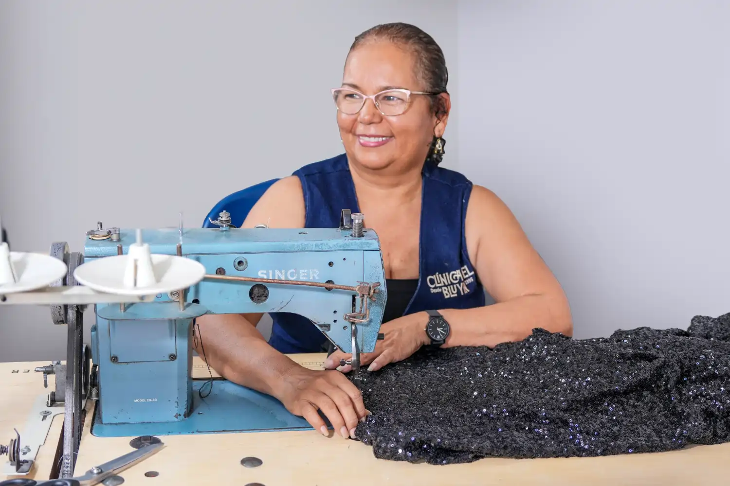 clinica-del-bluyin-ajuste-de-vestidos